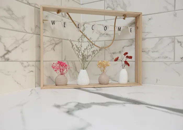 Feriehus Church Leaze House By N And N Stays, Newly Refurbed Huge 6 Bed House With Ensuite For A Like Experience, Contractor Friendly, Close To Ytl Site, Private Parking And Fast Wifi Bristol